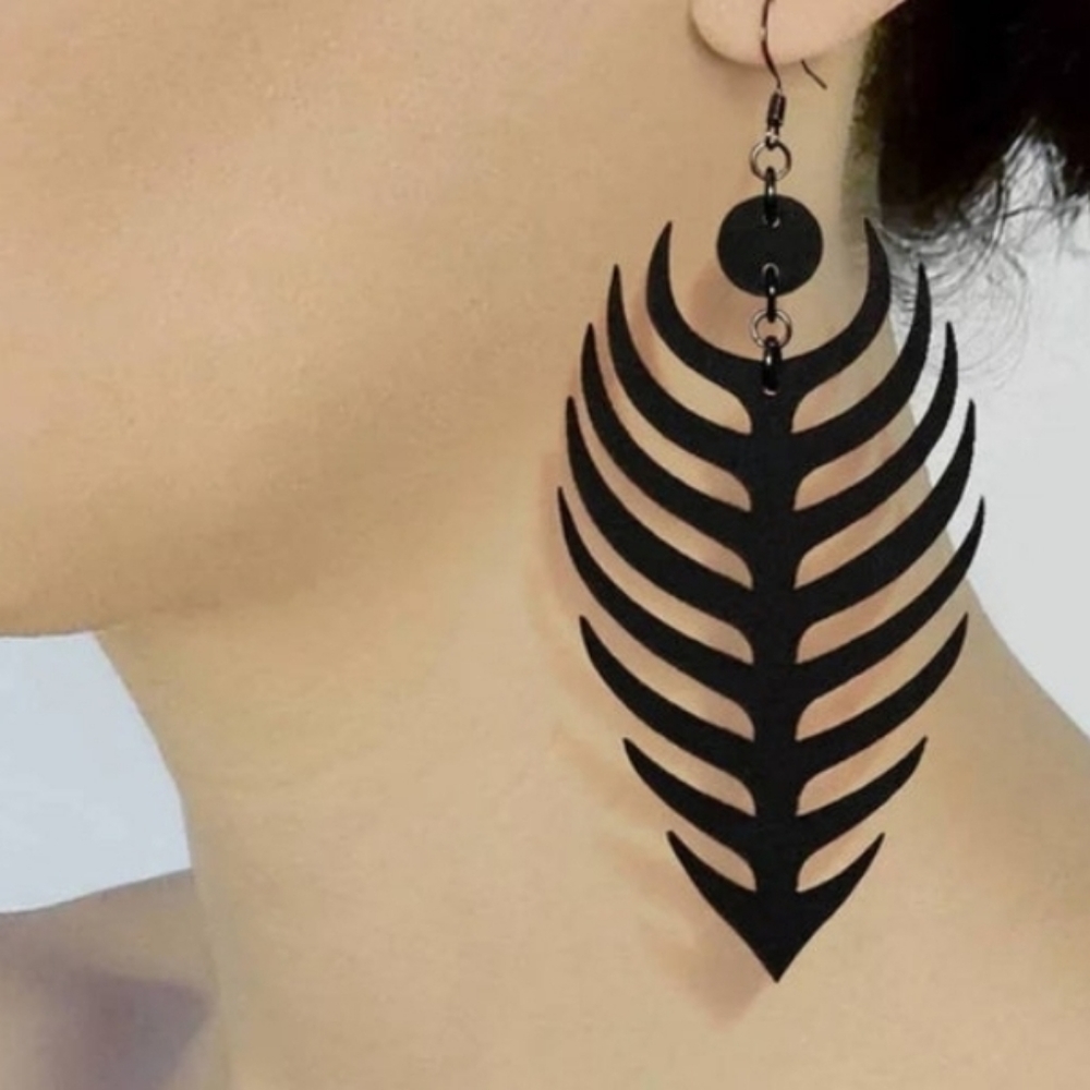 FUNKY FEATHER LOOK Earrings